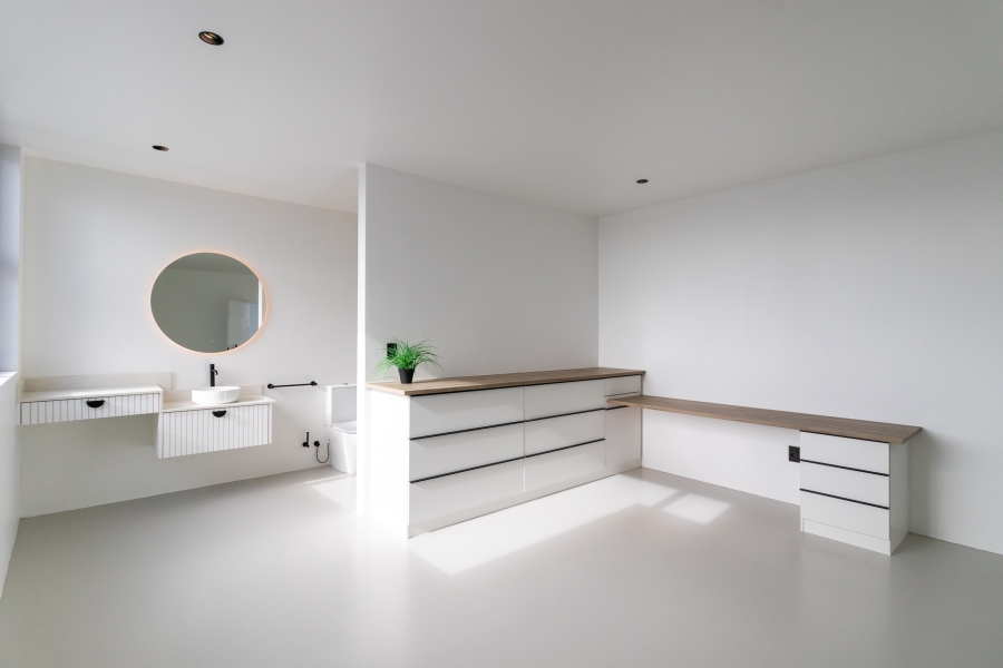 6 Bedroom Property for Sale in Yzerfontein Western Cape